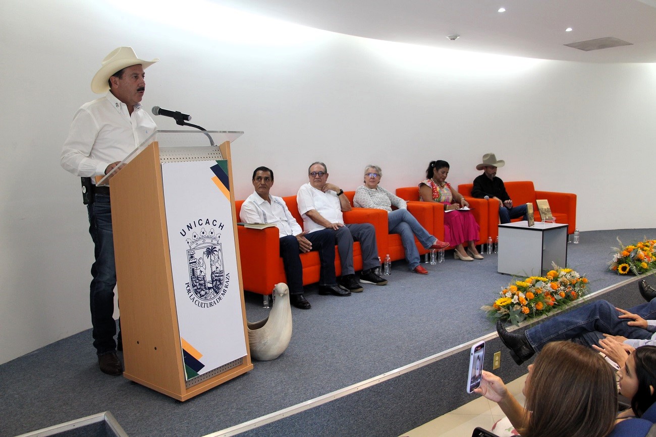 El secretario de la Confederación Nacional de Organizaciones Ganaderas,  José Ernestino Mazariegos Zenteno, recalcó que el ganado con el cuenta Chiapas es de gran calidad genética.