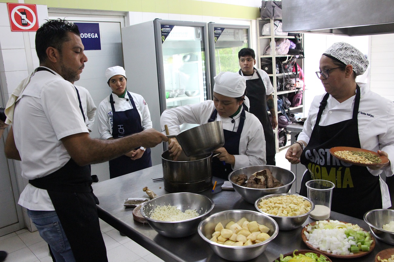 Sabor, saber y tradición convergen en “Tierra de Sabores”