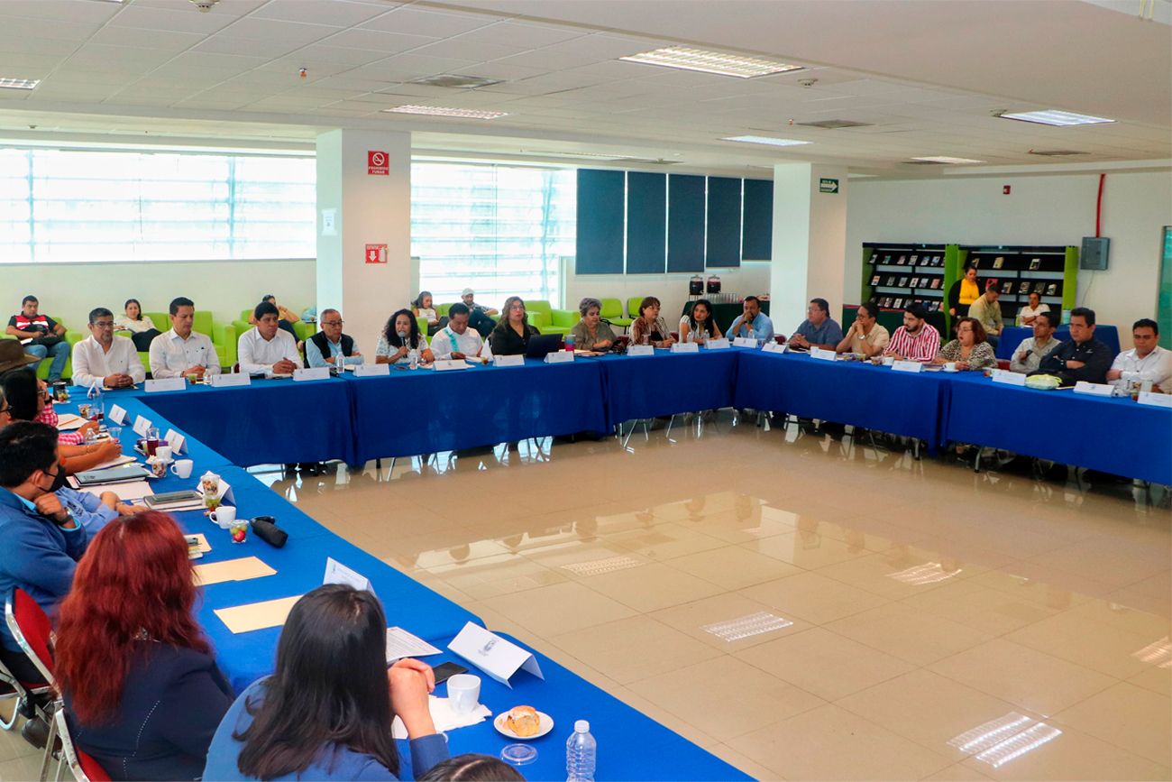 Comisión institucional valida resultados de evaluaciones de admisión en la UNICACH