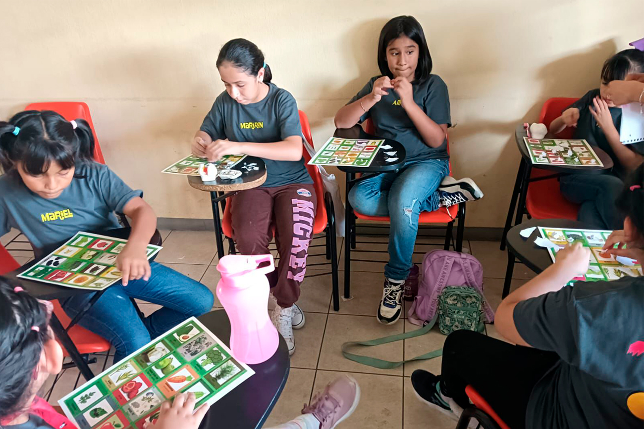 Universidad promueve su oferta académica a través del curso de verano infantil.