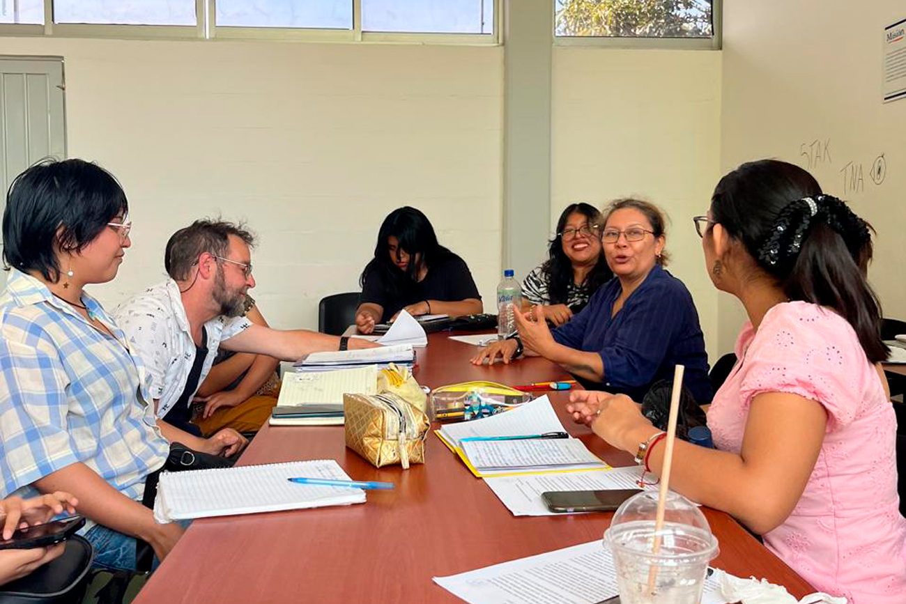  La investigadora ha tenido oportunidad de socializar en clases sus análisis recientes.