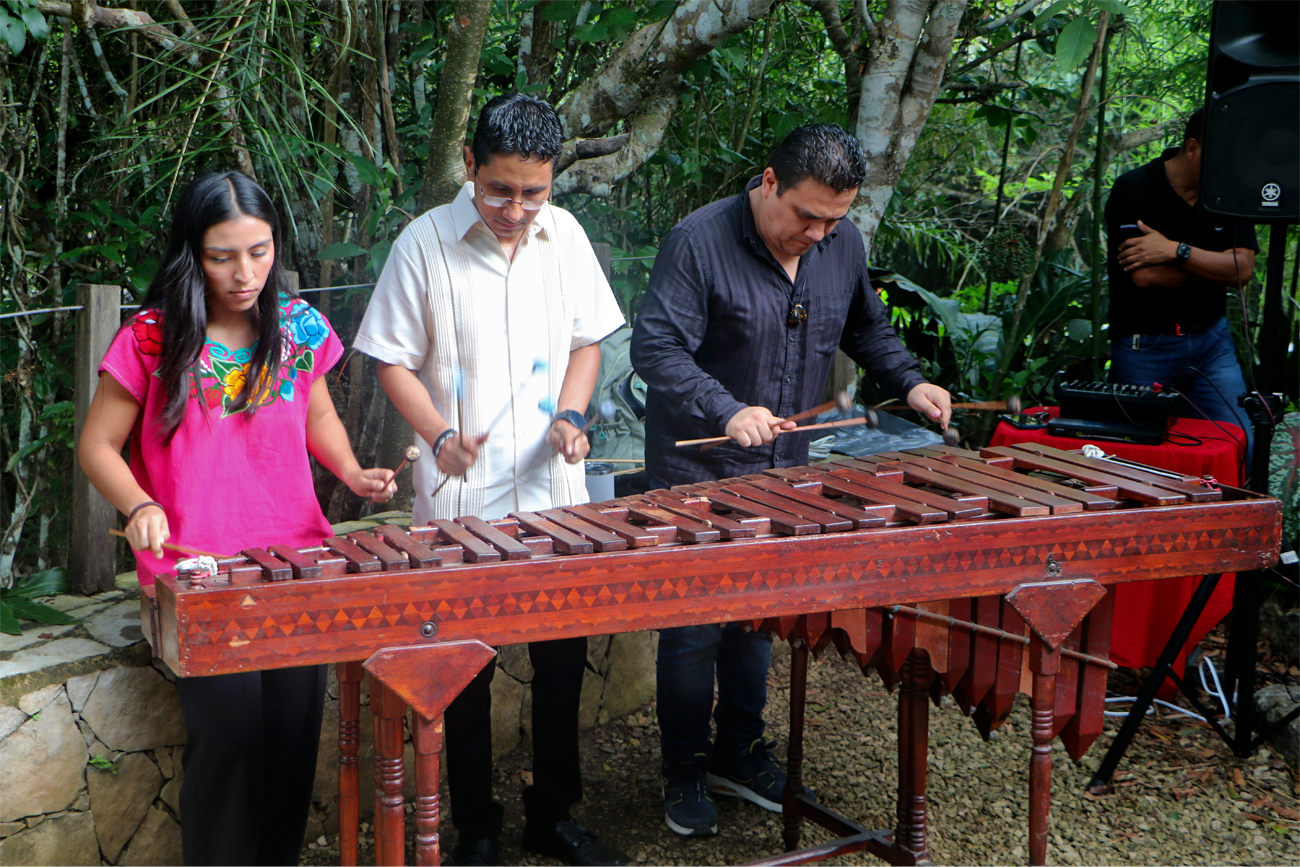 Firma convenio de colaboración con Hotel Quinta Chiapas y Sima del Cielo.
