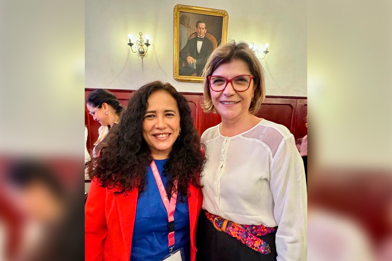 La rectora López Jiménez es la segunda mujer en ocupar la rectoría de la UNICACH, un hecho que representa un avance importante en la historia de la universidad.