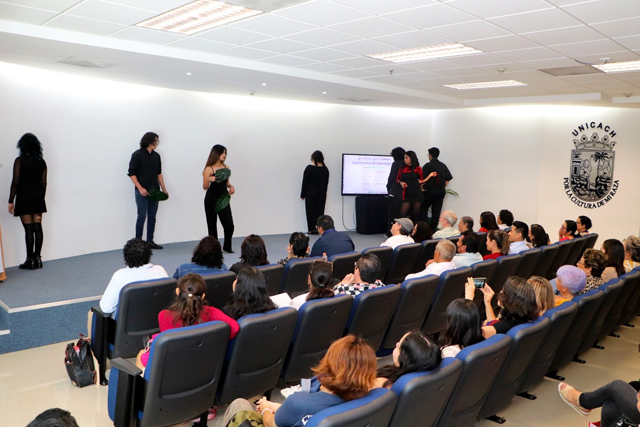 Se contó la participación del Bachillerato UNICACH