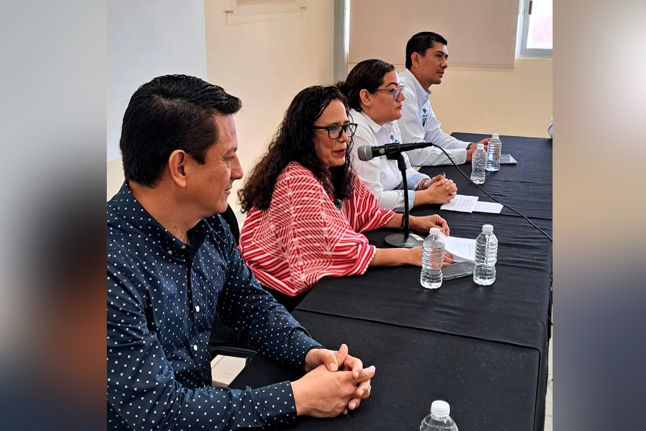 La rectora López Jiménez destacó que este logro es resultado del diálogo respetuoso, la confianza mutua y la responsabilidad compartida entre las representaciones universitaria y sindical. 