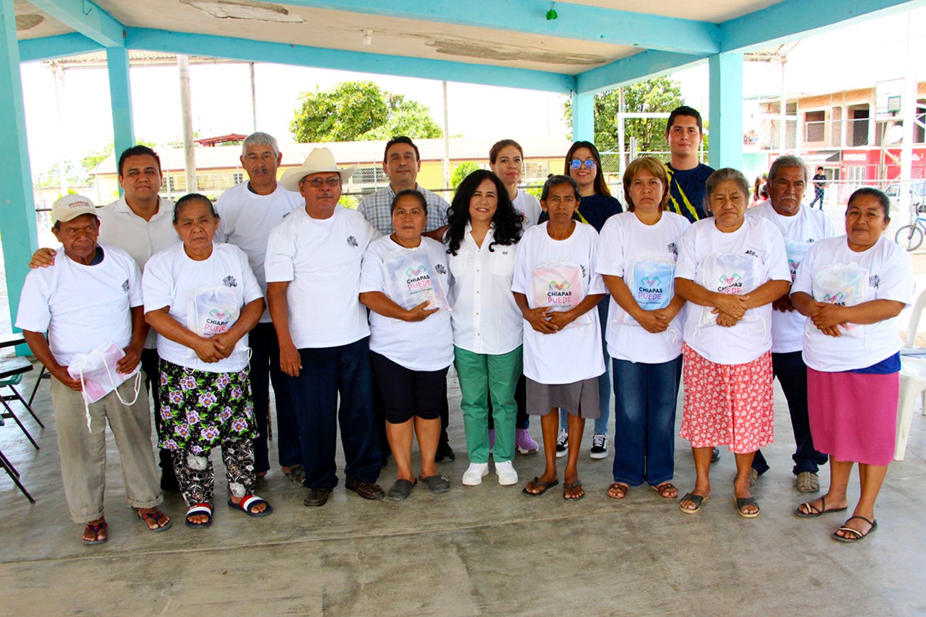 Lleva UNICACH salud y alfabetización a comunidades