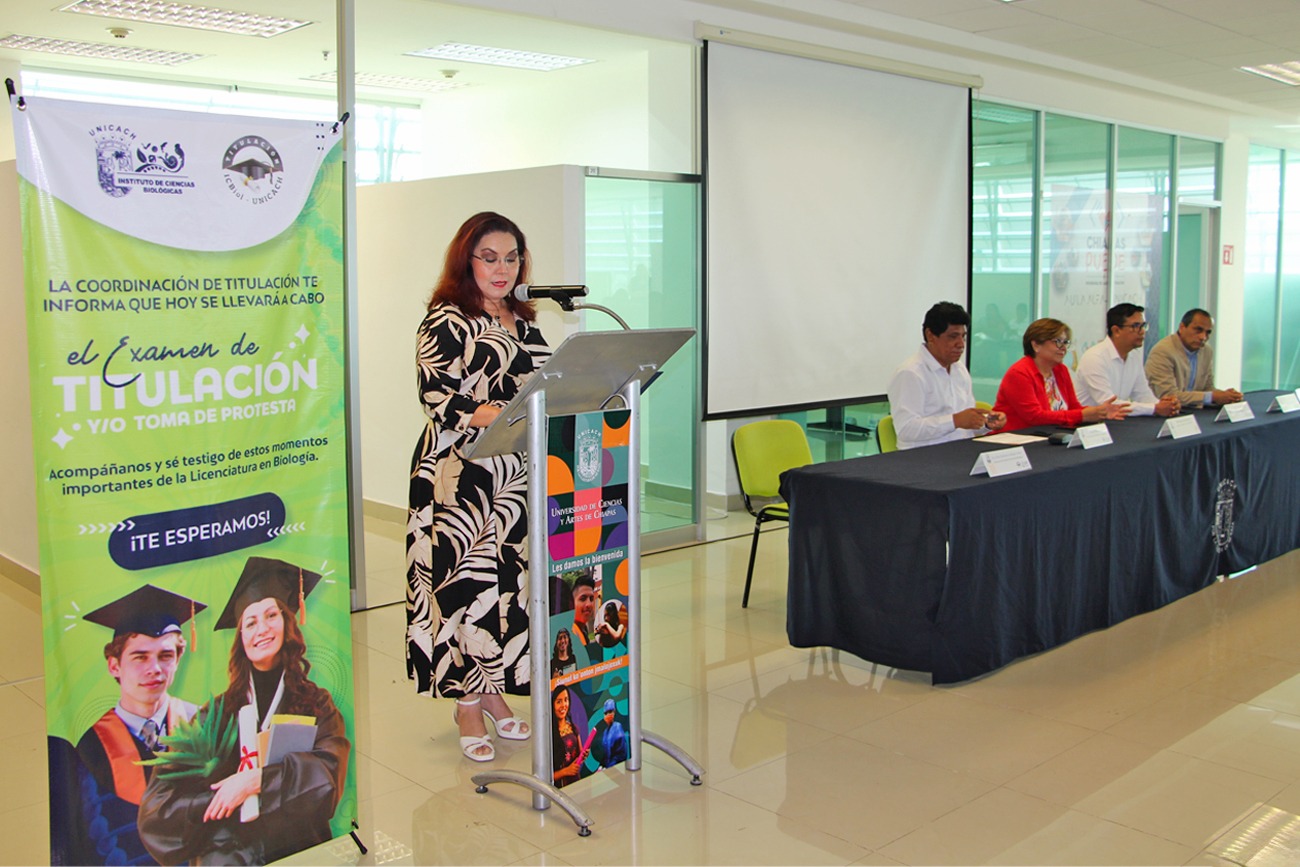 Directora del Instituto de Ciencias Biológicas, Alma Gabriela Verdugo Valdez.