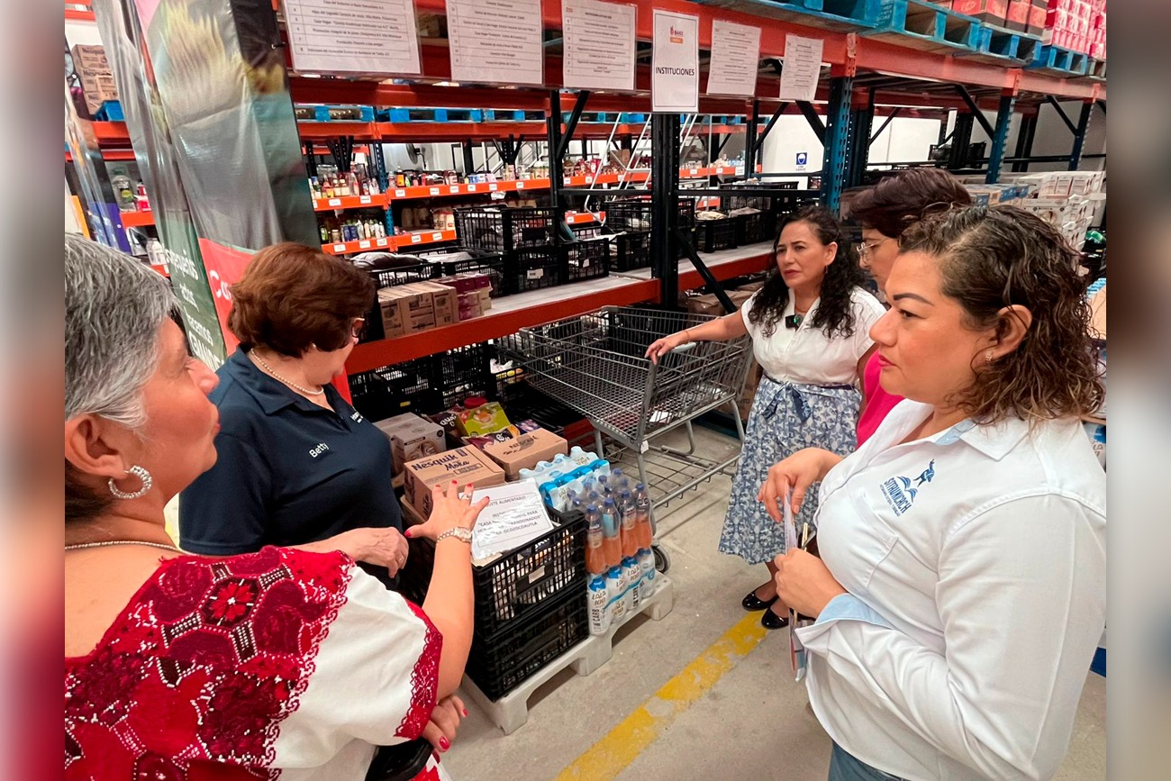 UNICACH y BAMX Tuxtla refuerzan alianza en favor de comunidades vulnerables.