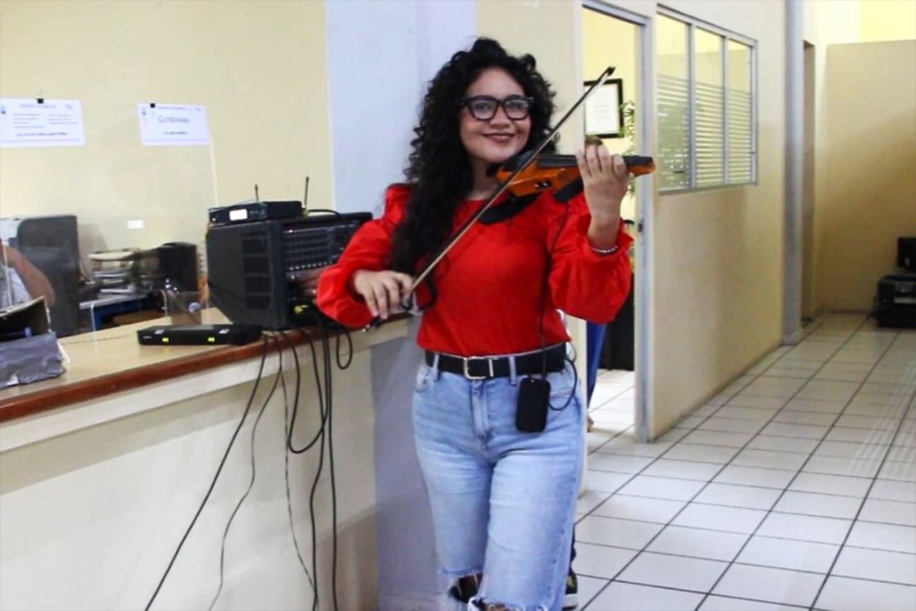 UNICACH estrena ‘Pausas Culturales’ para acercar el arte a su personal