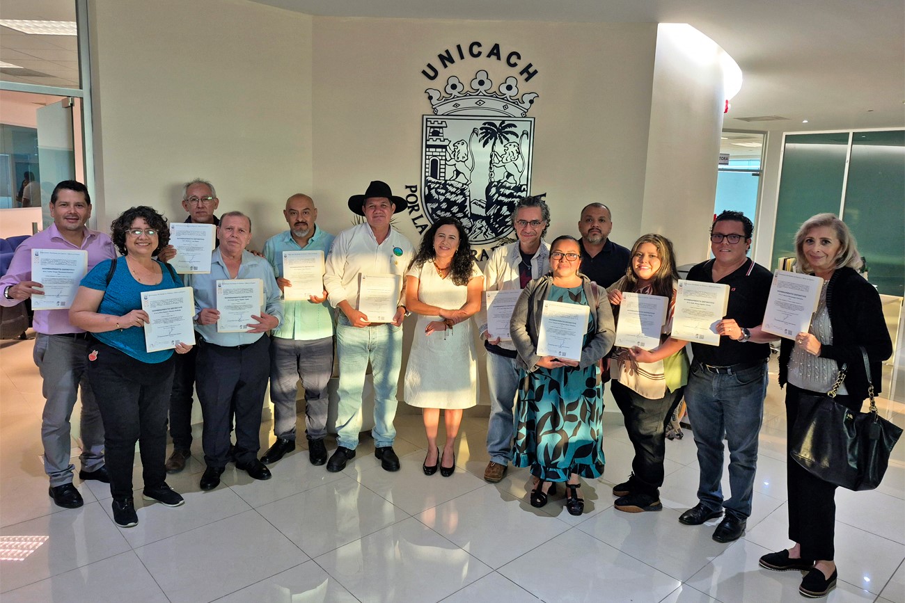 La entrega de 68 nombramientos de Definitividad Académica, reafirma el compromiso de la Universidad Autónoma de Ciencias y Artes de Chiapas (UNICACH).