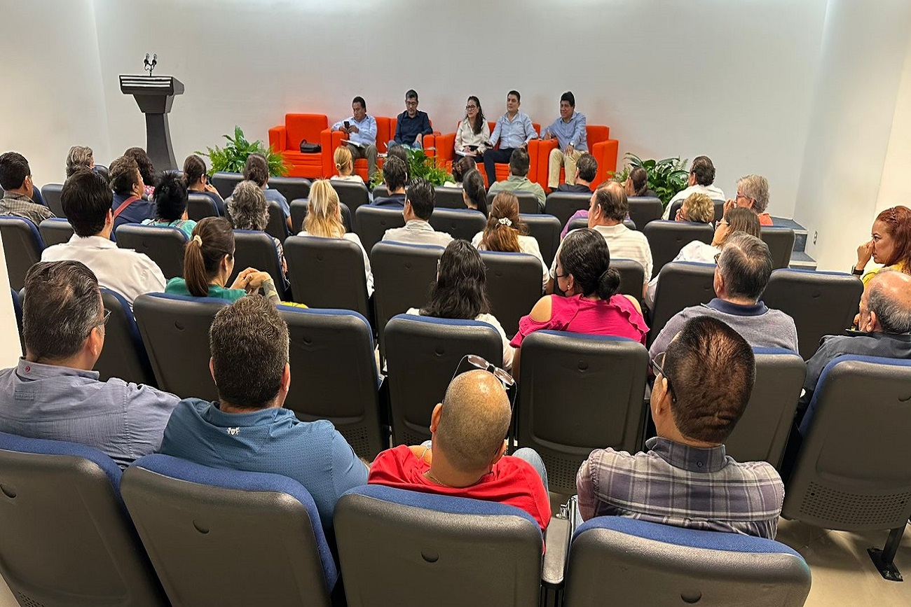 Las y los docentes  y autoridades coincidieron en lo enriquecedor de mantener un diálogo cordial y se comprometieron a continuar realizando este tipo de ejercicios, también con el alumnado.