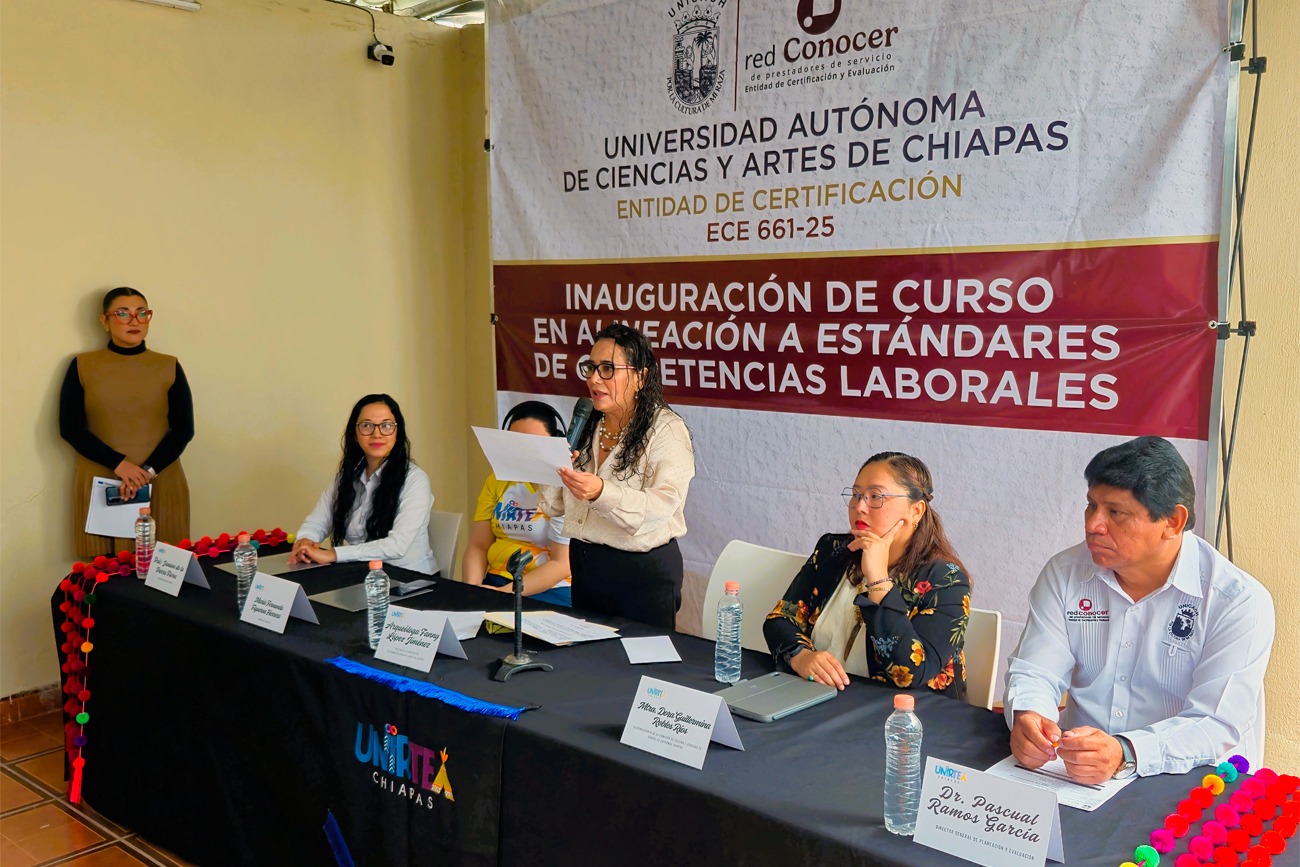  la directora de UnirTEA, Junuén de la Parra Flores, agradeció a la rectora y a su equipo de trabajo por mirar hacia una población que históricamente ha enfrentado barreras y decidir ser parte activa del cambio