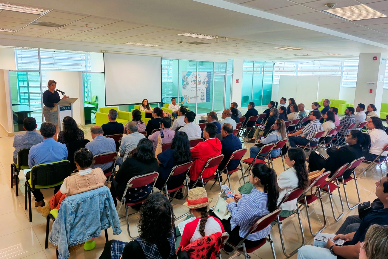 La directora de Investigación y Posgrado de la Autónoma UNICACH, Dulce Karol Ramírez López, informó que actualmente en esta casa de estudios se realizan 21 estancias posdoctorales