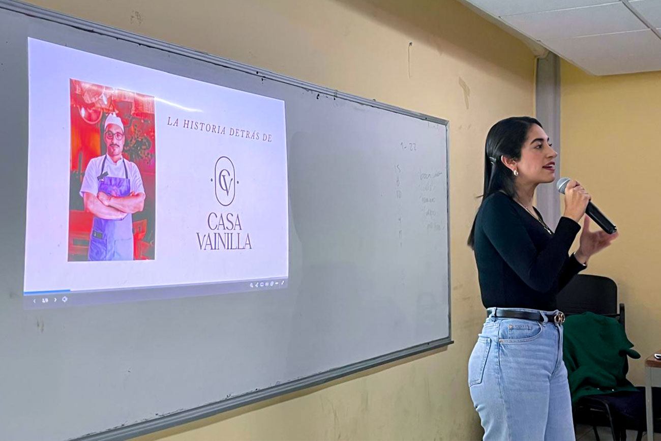 Comparten caso de éxito con estudiantes de Gastronomía de la UNICACH
