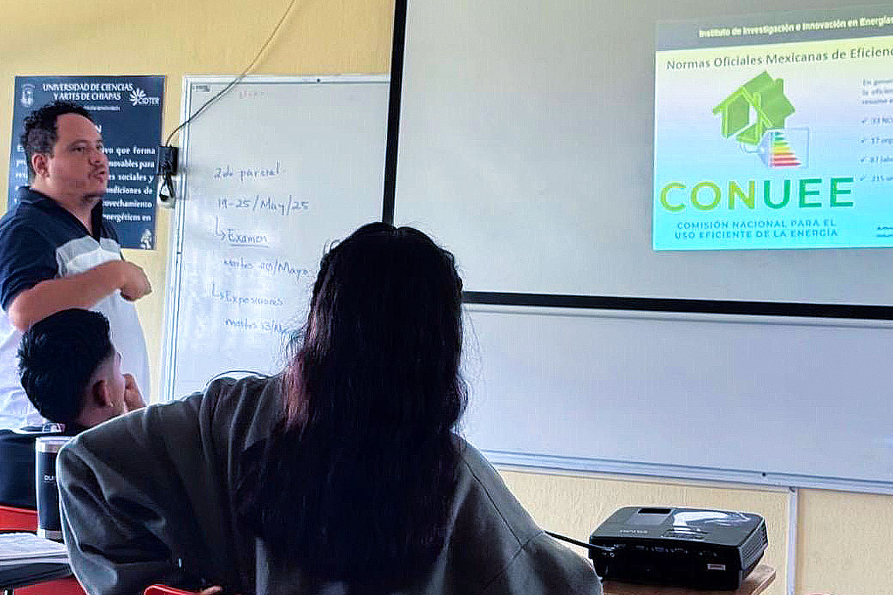 Investigadores de la UNICACH publican modelo innovador para degradar contaminantes en revista internacional