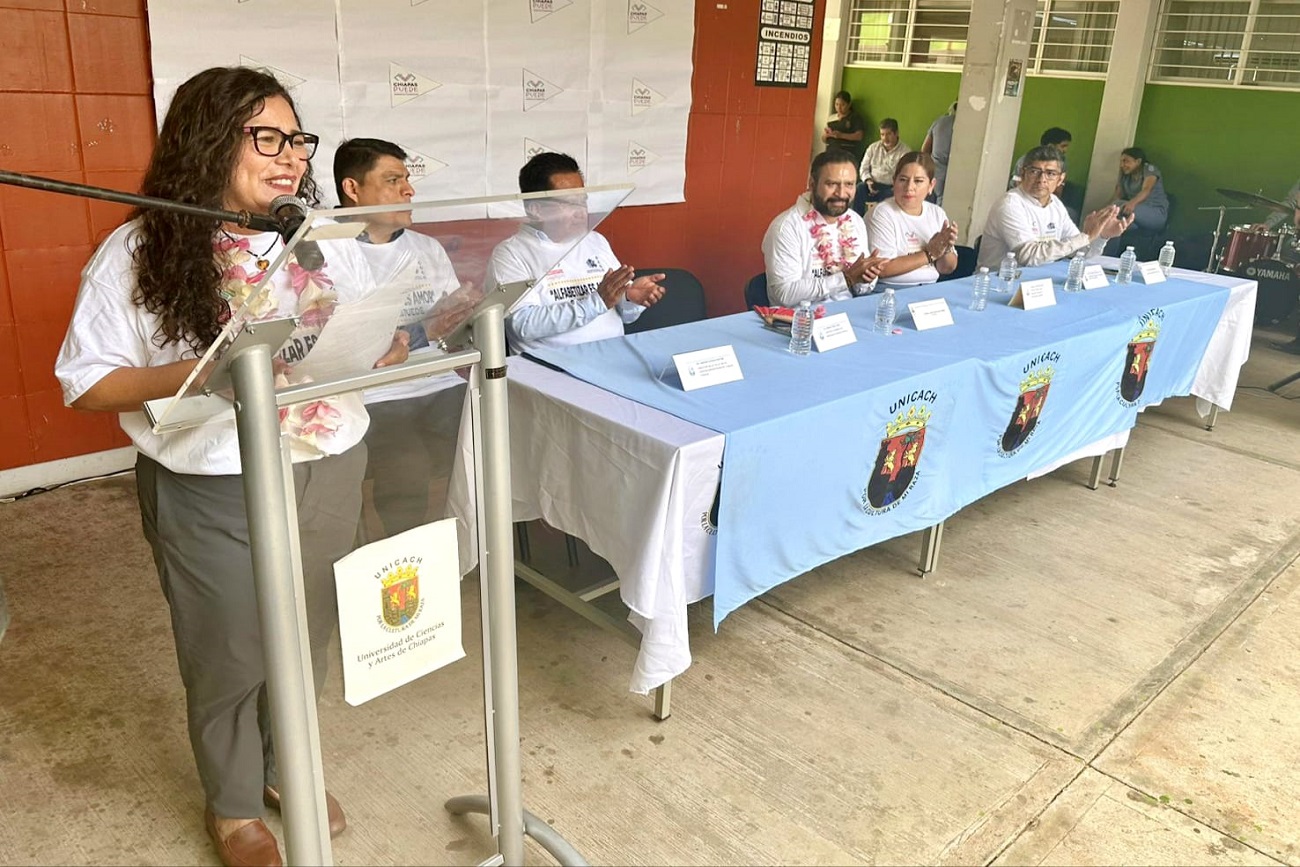 López Jiménez, recordó que, para esta nueva etapa de alfabetización 2026, se registraron mil 74 educandos, quienes serán atendidos por 72 asesores