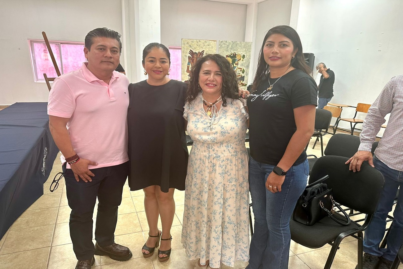 El presidente municipal expresó que su gobierno continuará impulsando el mejoramiento y crecimiento de la sede UNICACH en Chiapa de Corzo