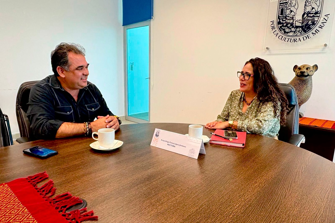 Buscan rectora de UNICACH y alcalde de Simojovel acercar educación superior a las y los jóvenes