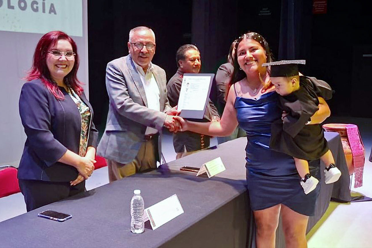    Egresan de la UNICACH biólogas y biólogos comprometidos con el cuidado del medio ambiente