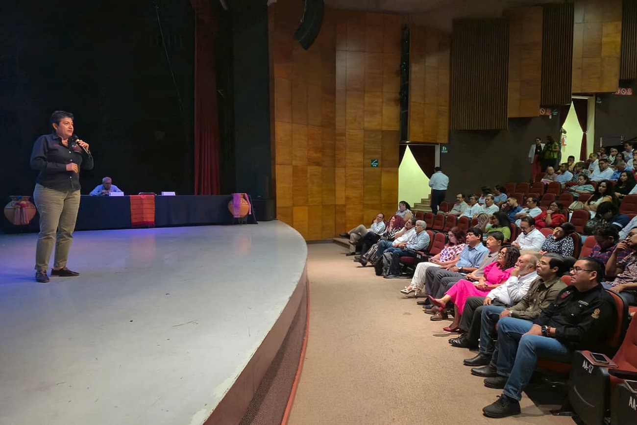 En representación del gobernador del Estado, la titular de la Secretaría de Pesca y Acuacultura del Pueblo, Judith Torres Vera,