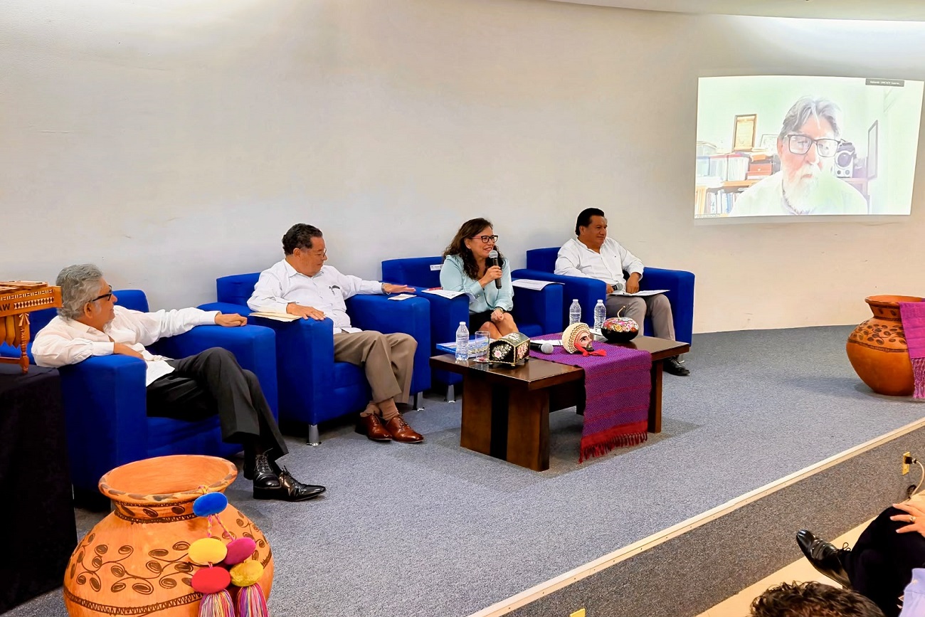 Foro de Exrectores de UNICACH reúne experiencia y visión para fortalecer el futuro universitario