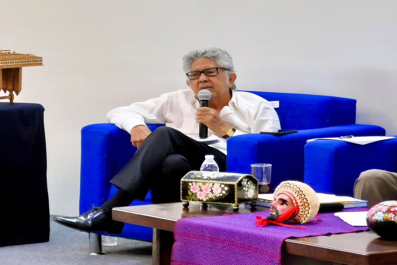 El economista José Antonio Molina Farro, rector durante el periodo 1997-1999, reflexionó sobre los desafíos que enfrentan actualmente las instituciones de educación superior