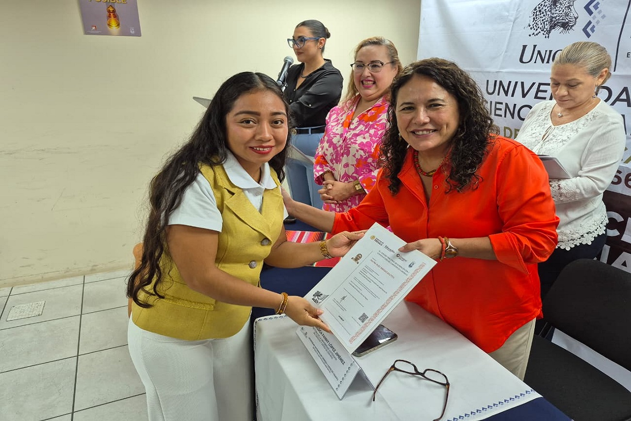 𝗗𝗲𝘀𝘁𝗮𝗰𝗮 𝗨𝗡𝗜𝗖𝗔𝗖𝗛 𝗲𝗻 𝗰𝗲𝗿𝘁𝗶𝗳𝗶𝗰𝗮𝗰𝗶𝗼́𝗻 𝗱𝗲 𝗰𝗼𝗺𝗽𝗲𝘁𝗲𝗻𝗰𝗶𝗮𝘀 𝗹𝗮𝗯𝗼𝗿𝗮𝗹𝗲𝘀 𝗮 𝗻𝗶𝘃𝗲𝗹 𝗲𝘀𝘁𝗮𝘁𝗮𝗹 𝘆 𝗿𝗲𝗴𝗶𝗼𝗻𝗮𝗹