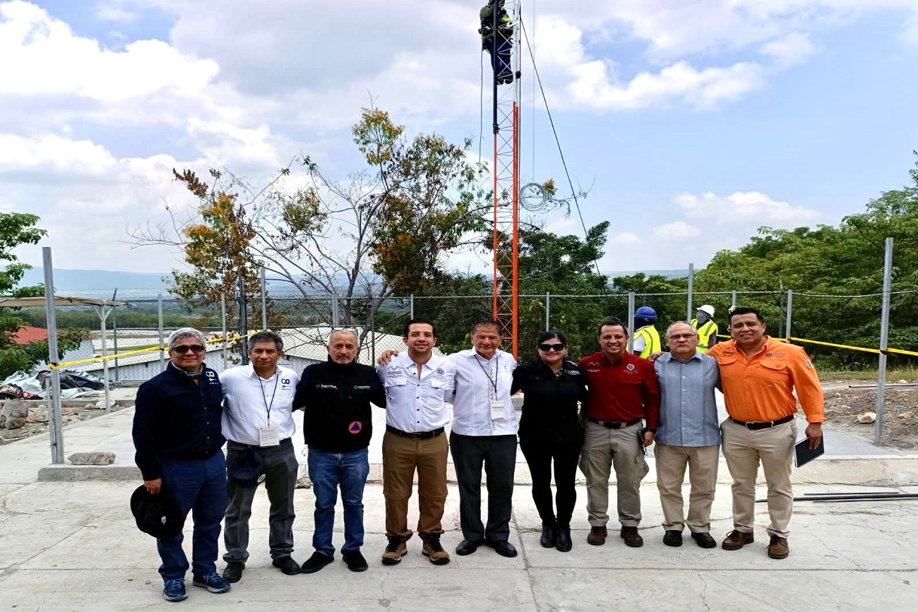La relevancia de contar con sistemas de monitoreo permanente quedó evidenciada con la erupción del volcán Chichón ocurrida en 1982, uno de los eventos más importantes registrados en México durante el siglo XX.